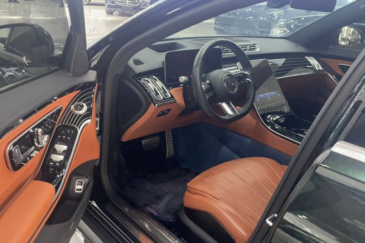 Used Mercedes-Benz S-Class 2022 Refresh S 450 L 4MATIC Interior 2