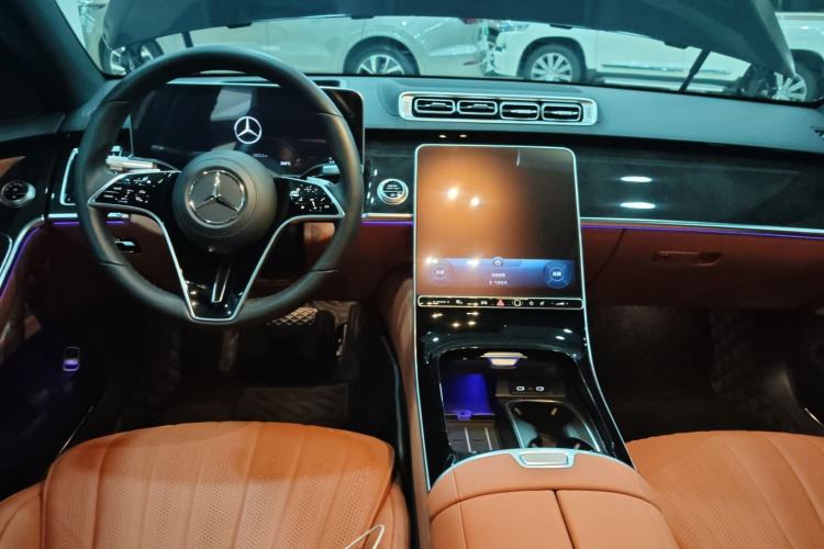 Used Mercedes-Benz S-Class 2022 Revised S 400 L Luxury Edition Interior 2