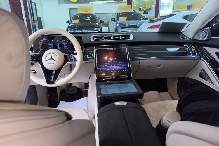 Used Mercedes-Benz S-Class 2022 Revised S 400 L Business Version Interior 2