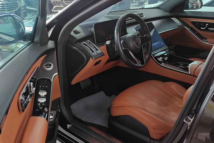 Used Mercedes-Benz S-Class 2022 S 400 L Business Model Interior 3