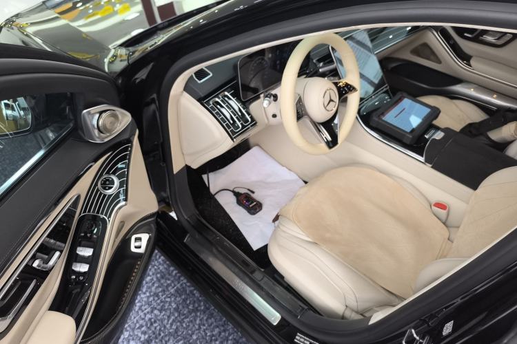 Used Mercedes-Benz S-Class 2022 Revised S 400 L Business Version Interior 3