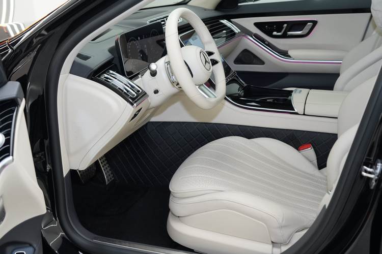Used Mercedes-Benz S-Class 2022 Refresh S 450 L 4MATIC Interior 4