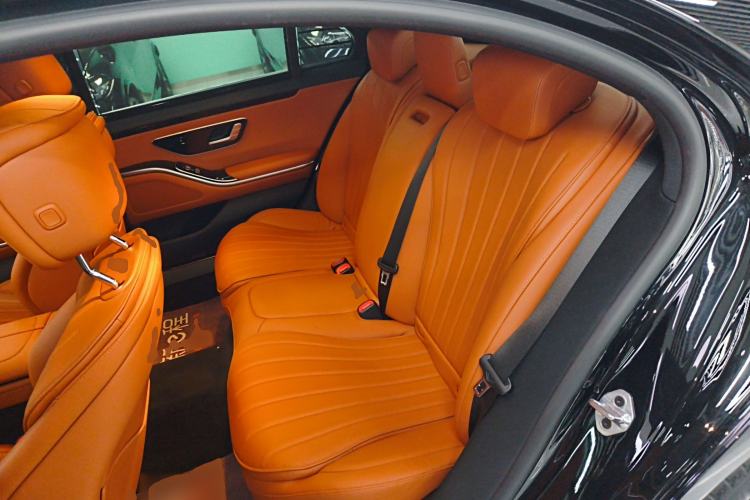 Used Mercedes-Benz S-Class 2022 S 400 L Business Model Interior 4