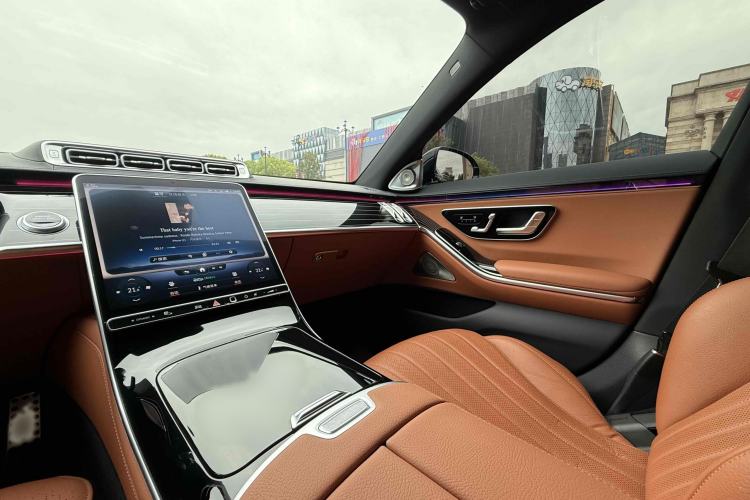 Used Mercedes-Benz S-Class 2022 S 450 L 4MATIC Interior 4