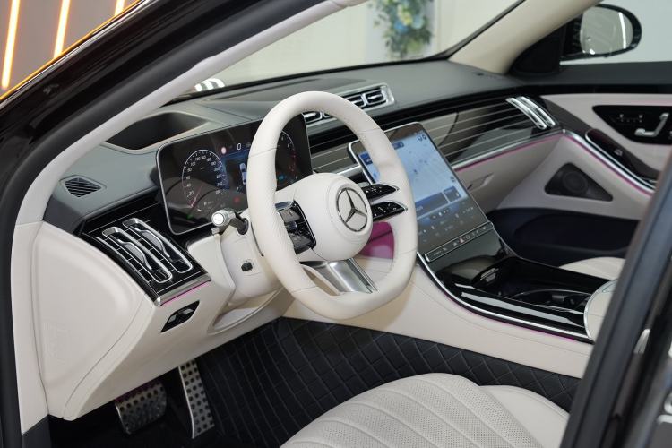 Used Mercedes-Benz S-Class 2022 Refresh S 450 L 4MATIC Interior 5