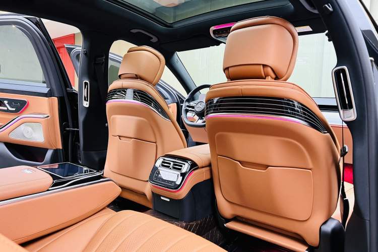 Used Mercedes-Benz S-Class 2022 Refresh S 450 L 4MATIC Interior 6