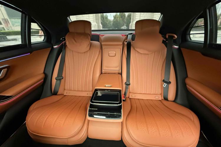 Used Mercedes-Benz S-Class 2022 S 450 L 4MATIC Interior 6