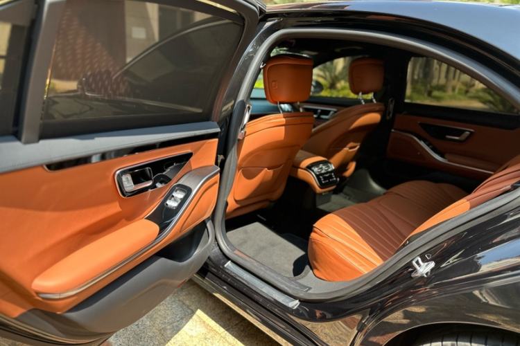 Used Mercedes-Benz S-Class 2022 S 400 L Business Model Interior 7