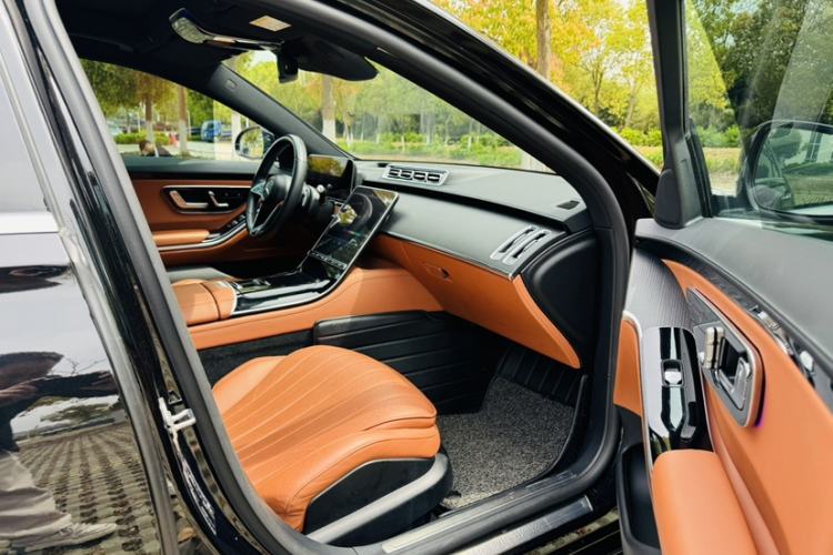 Used Mercedes-Benz S-Class 2022 S 400 L Business Model Interior 8