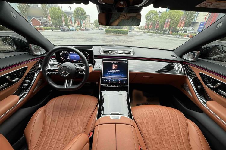 Used Mercedes-Benz S-Class 2022 S 450 L 4MATIC Interior 8