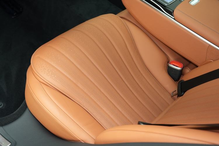 Used Mercedes-Benz S-Class 2022 Refresh S 450 L 4MATIC Interior 9