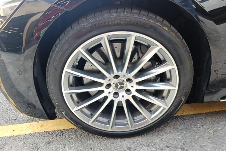 Used Mercedes-Benz S-Class 2022 Refresh S 450 L 4MATIC Left Front Wheel Hub