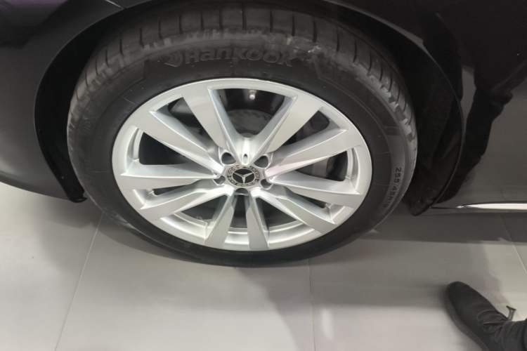 Used Mercedes-Benz S-Class 2022 S 400 L Business Model Left Front Wheel Hub