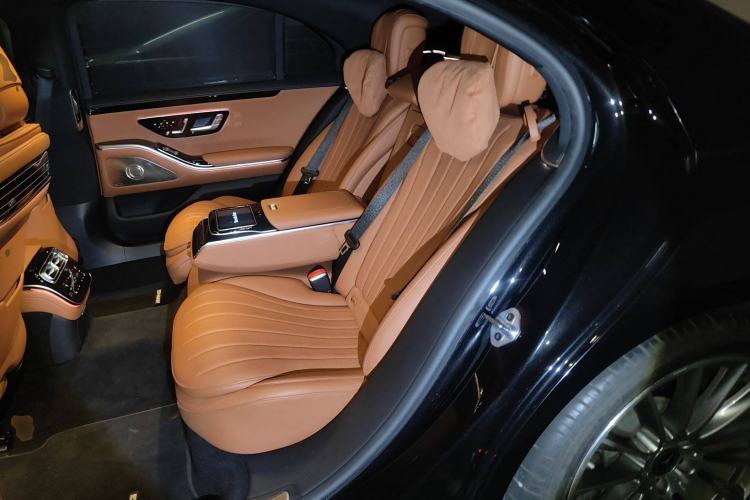 Used Mercedes-Benz S-Class 2022 S 450 L 4MATIC Left Rear Seat