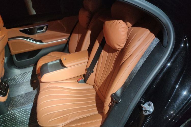 Used Mercedes-Benz S-Class 2022 S 400 L Business Model Left Rear Seat