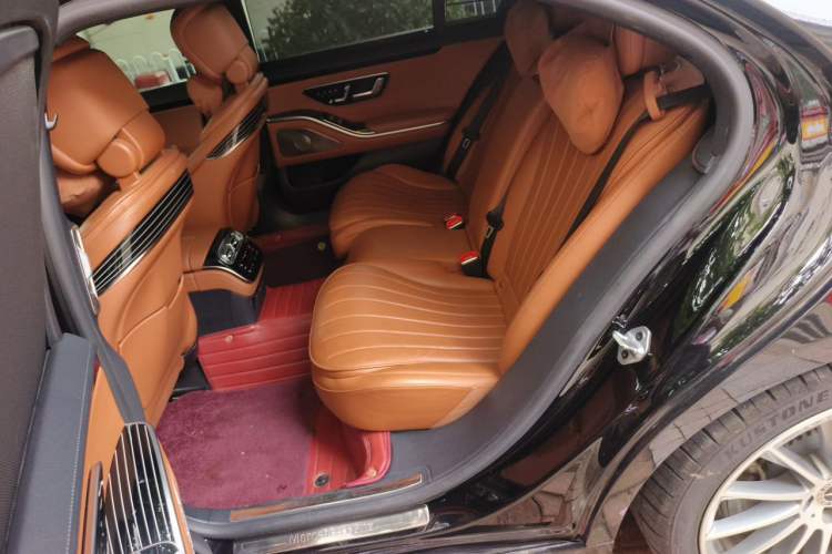 Used Mercedes-Benz S-Class 2022 S 450 L 4MATIC Left Rear Seat