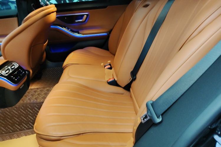 Used Mercedes-Benz S-Class 2022 S 400 L Business Model Left Rear Seat