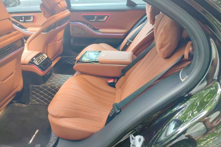 Used Mercedes-Benz S-Class 2022 S 450 L 4MATIC Left Rear Seat