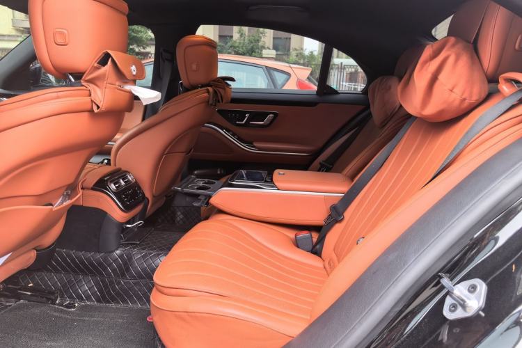 Used Mercedes-Benz S-Class 2022 S 400 L Business Model Left Rear Seat