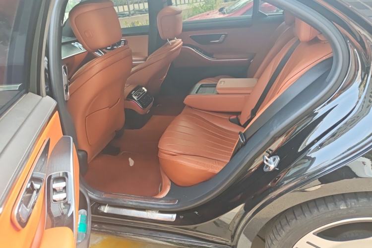 Used Mercedes-Benz S-Class 2022 S 400 L Business Model Left Rear Seat