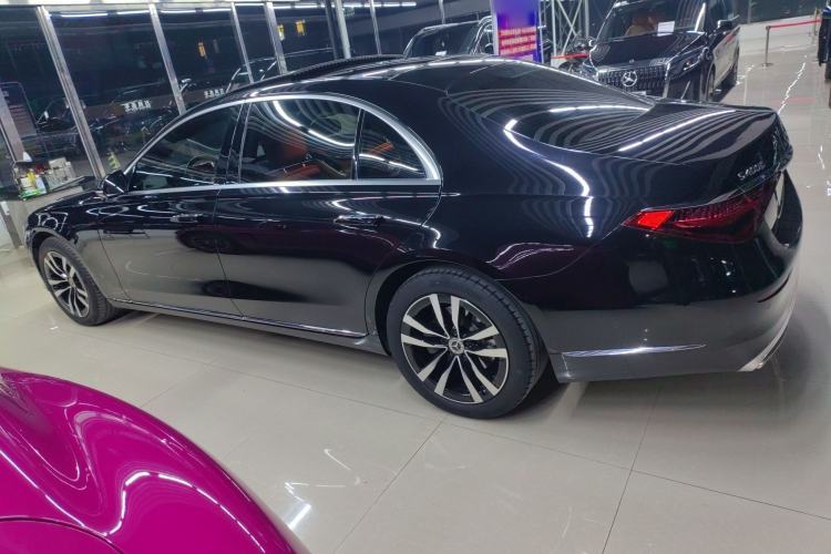 Used Mercedes-Benz S-Class 2022 Revised S 400 L Luxury Edition Left Side