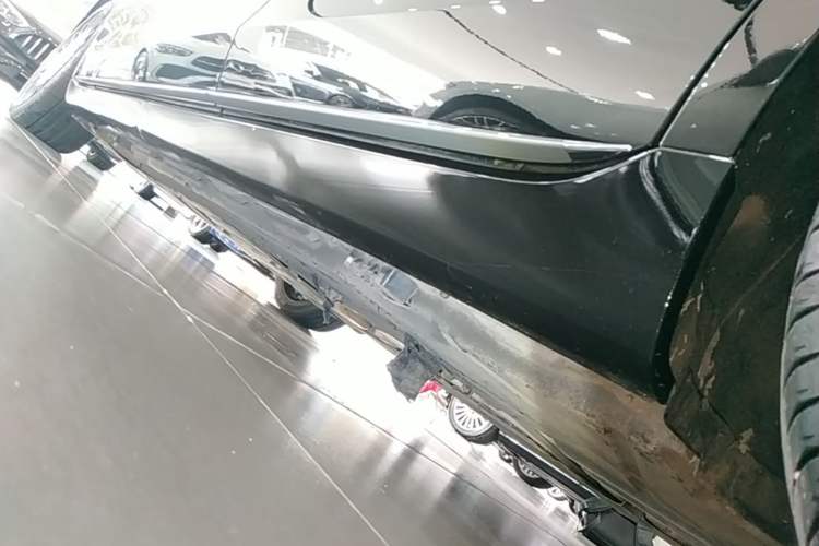 Used Mercedes-Benz S-Class 2022 Revised S 400 L Business Version Left Side Sill