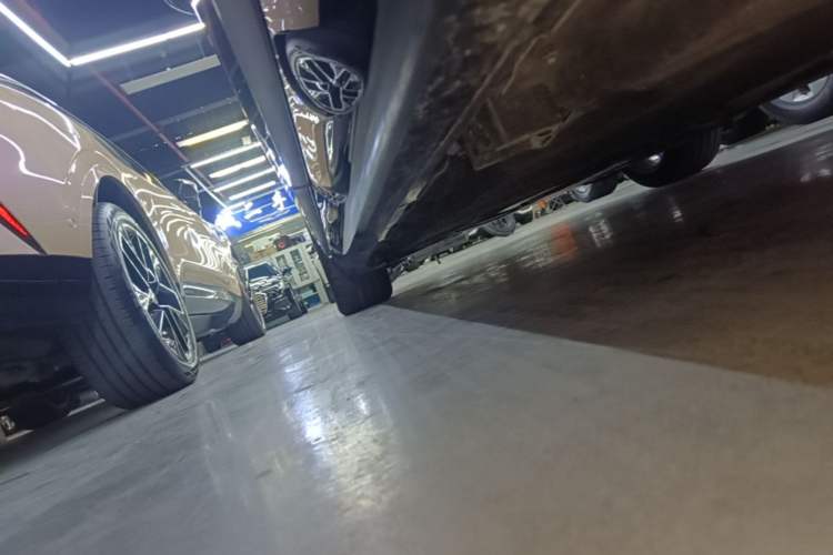 Used Mercedes-Benz S-Class 2022 Revised S 400 L Business Version Left Side Sill