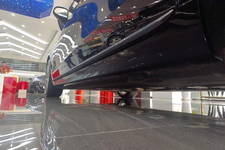Used Mercedes-Benz S-Class 2022 Revised S 400 L Business Version Left Side Sill