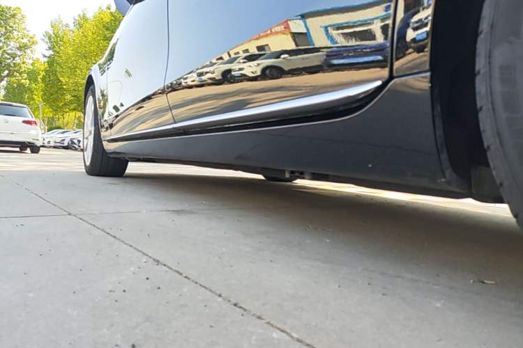 Used Mercedes-Benz S-Class 2022 Revised S 400 L Business Version Left Side Sill
