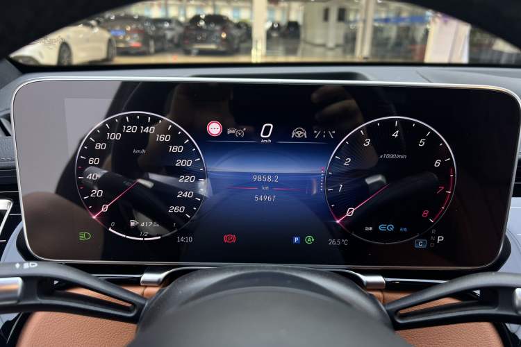 Used Mercedes-Benz S-Class 2022 Refresh S 450 L 4MATIC Odometer Close Up