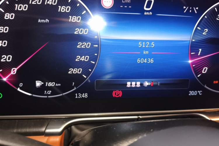 Used Mercedes-Benz S-Class 2022 S 400 L Business Model Odometer Close Up