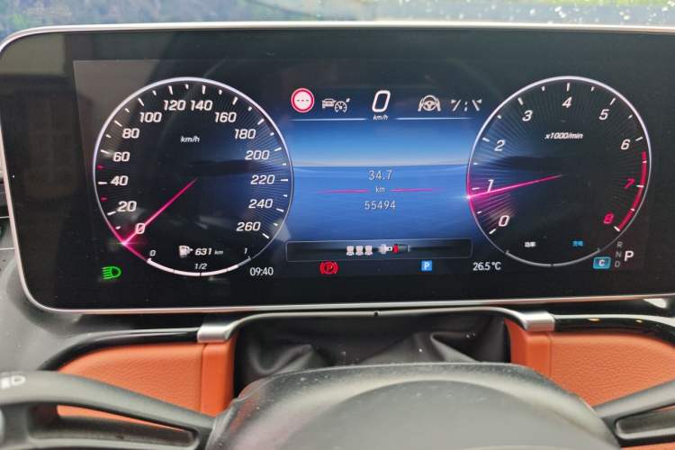 Used Mercedes-Benz S-Class 2022 Refresh S 450 L 4MATIC Odometer Close Up