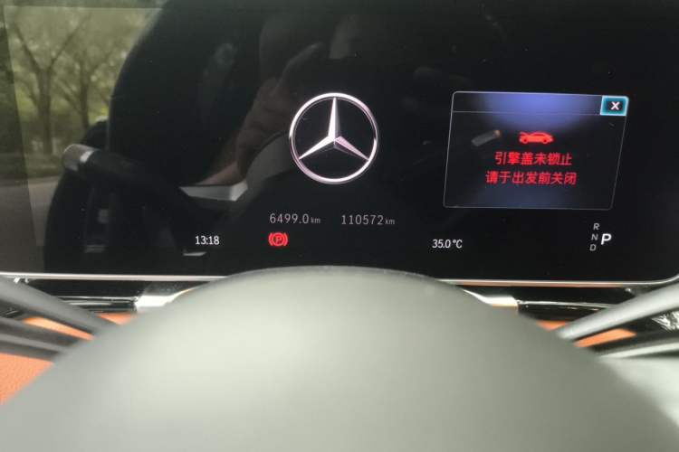 Used Mercedes-Benz S-Class 2022 Refresh S 450 L 4MATIC Odometer Close Up