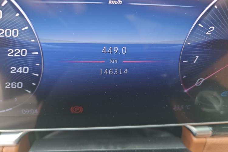Used Mercedes-Benz S-Class 2022 S 400 L Luxury Model Odometer Close Up
