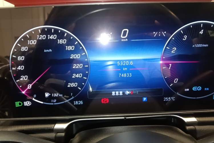 Used Mercedes-Benz S-Class 2022 S 400 L Business Model Odometer Close Up