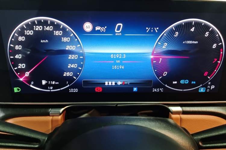 Used Mercedes-Benz S-Class 2022 S 400 L Business Model Odometer Close Up