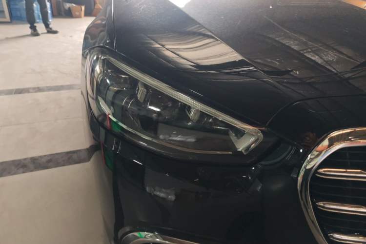 Used Mercedes-Benz S-Class 2022 Revised S 400 L Luxury Edition Right Front Headlight