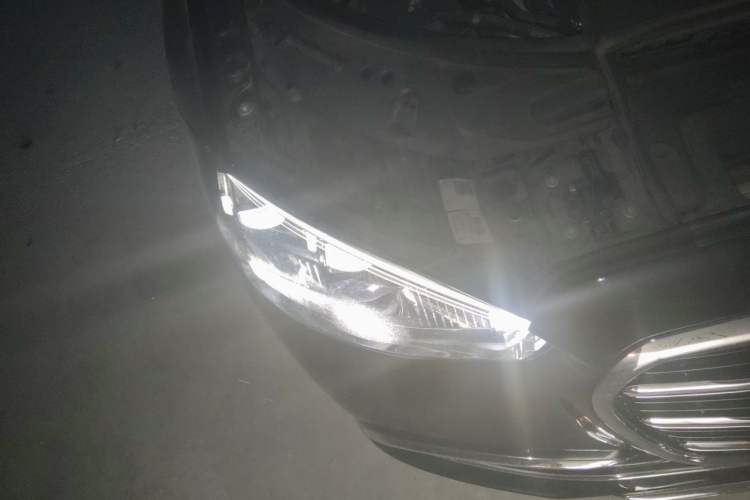 Used Mercedes-Benz S-Class 2022 S 400 L Business Model Right Front Headlight