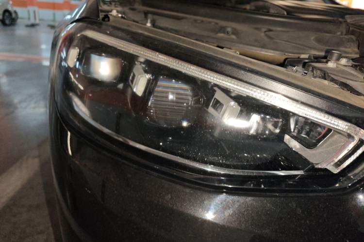 Used Mercedes-Benz S-Class 2022 Revised S 400 L Business Version Right Front Headlight