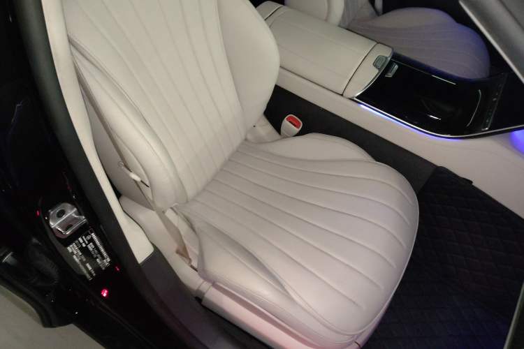 Used Mercedes-Benz S-Class 2022 Revised S 400 L Business Version Right Front Seat