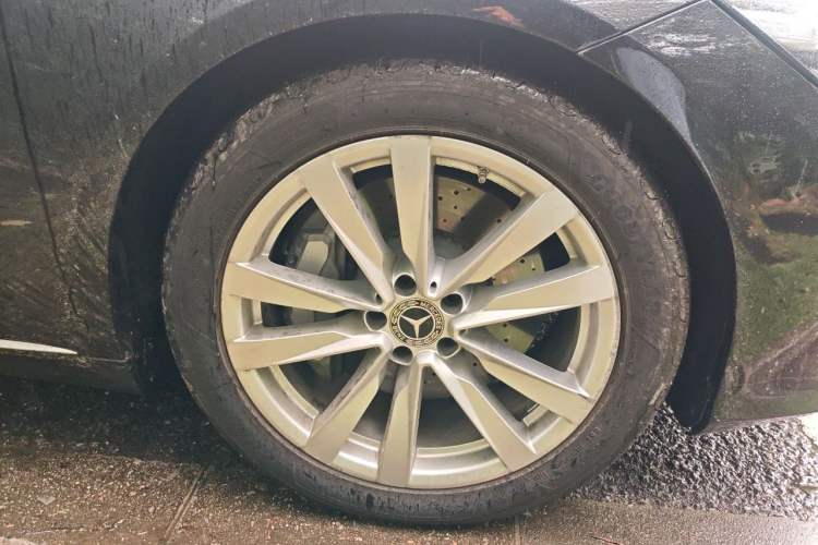 Used Mercedes-Benz S-Class 2022 Revised S 400 L Business Version Right Front Wheel Hub