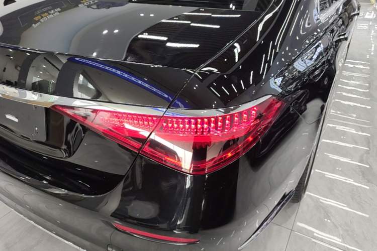 Used Mercedes-Benz S-Class 2022 Revised S 400 L Business Version Right Rear Taillight