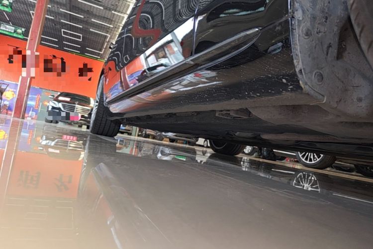 Used Mercedes-Benz S-Class 2022 Revised S 400 L Business Version Right Side Sill