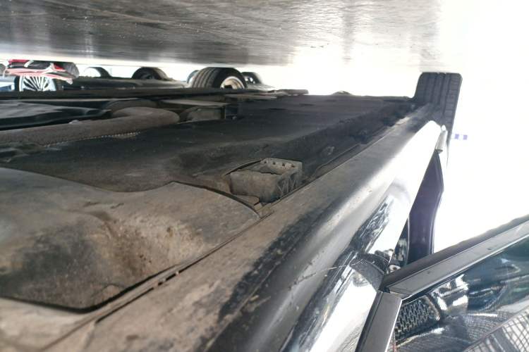 Used Mercedes-Benz S-Class 2022 Revised S 400 L Business Version Right Side Sill
