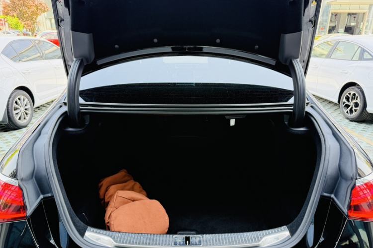 Used Mercedes-Benz S-Class 2022 S 450 L 4MATIC Trunk