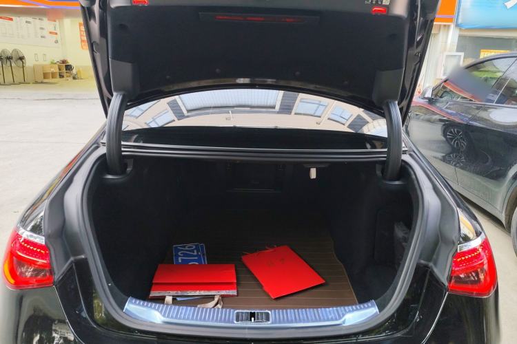 Used Mercedes-Benz S-Class 2022 S 400 L Luxury Model Trunk