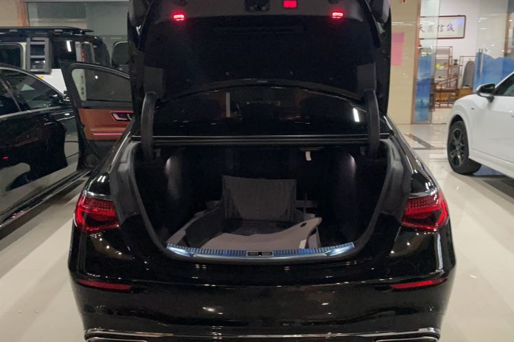 Used Mercedes-Benz S-Class 2022 S 450 L 4MATIC Trunk