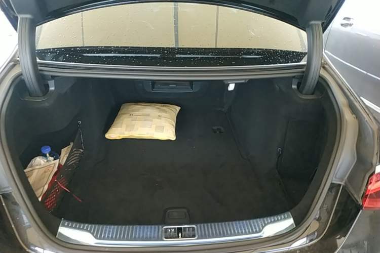 Used Mercedes-Benz S-Class 2022 Revised S 400 L Business Version Trunk