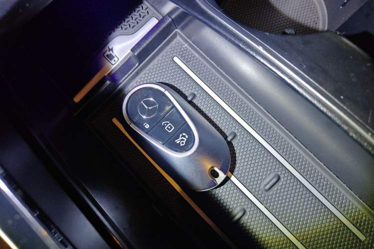 Used Mercedes-Benz S-Class 2022 S 450 L 4MATIC Vehicle Key