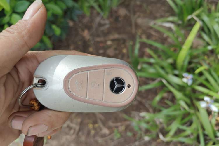 Used Mercedes-Benz S-Class 2022 S 400 L Luxury Model Vehicle Key